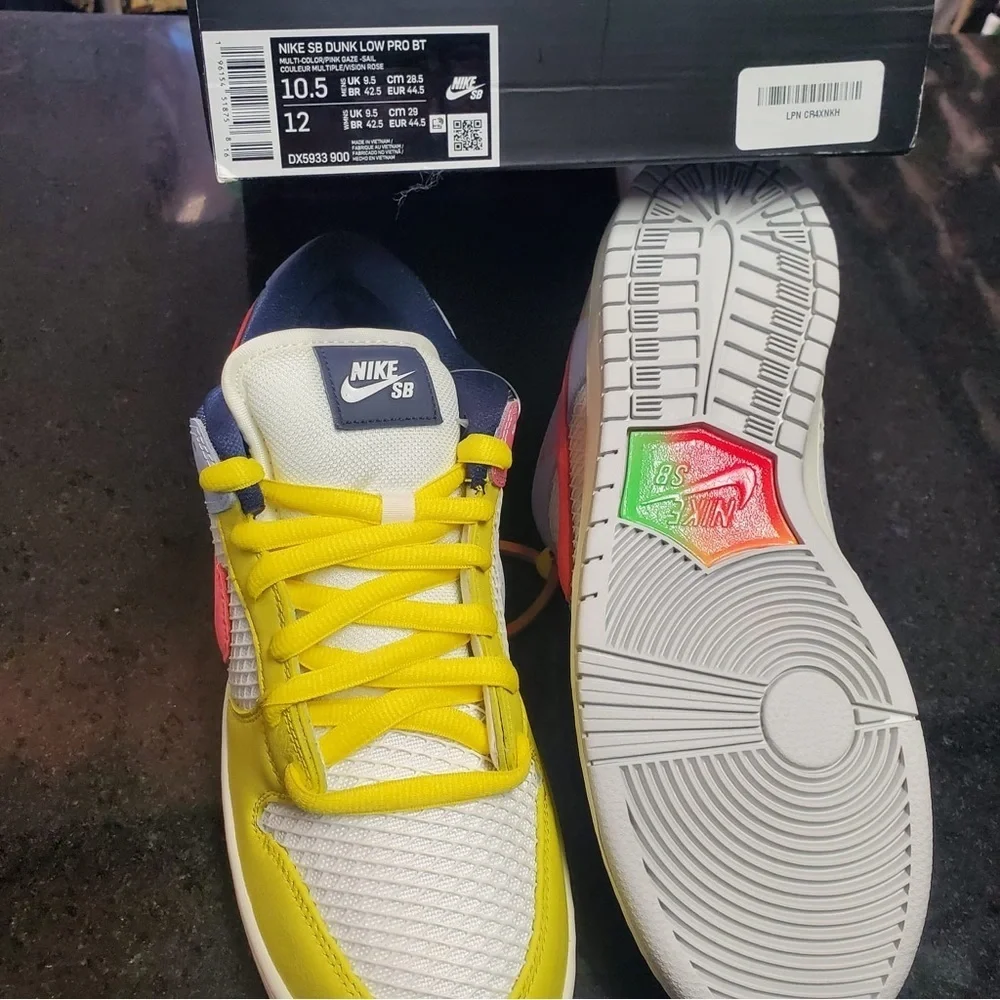 Sz 13 Xavier Schipani x Nike Dunk Low SB 'Be True - Trans Joy'